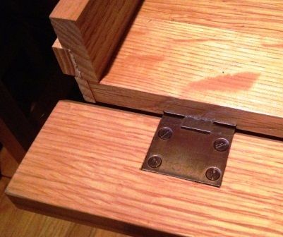 False drawer front for keyboard tray - by Marcus @ LumberJocks.com ~ woodworking community Built In Computer Desk, Invisible Hinges, Classic Library, Keyboard Tray, Desk Drawer, Diy Home Repair, Built In Desk, Diy Desk, Drawer Slides