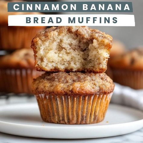 Home and Gardening Ideas Mini Banana Bread Recipe, Banana Bread Mini Muffins, Moist Banana Bread Muffins, Banana Cinnamon Muffins, Best Muffin Recipe, Banana Muffin Recipe Easy, Muffin Recipes Cinnamon, Quick Muffins, Banana Bread Muffin Recipe