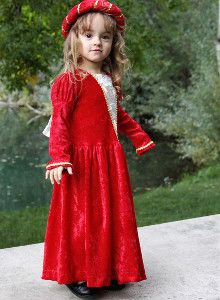 Royal and Red DIY Princess Costume FREE online pattern Diy Princess Costume, Sewing Gadgets, Medieval Costumes, Princess Halloween, Medieval Princess, Homemade Dress, Sewing Easy, Princess Halloween Costume, Dress Up Boxes