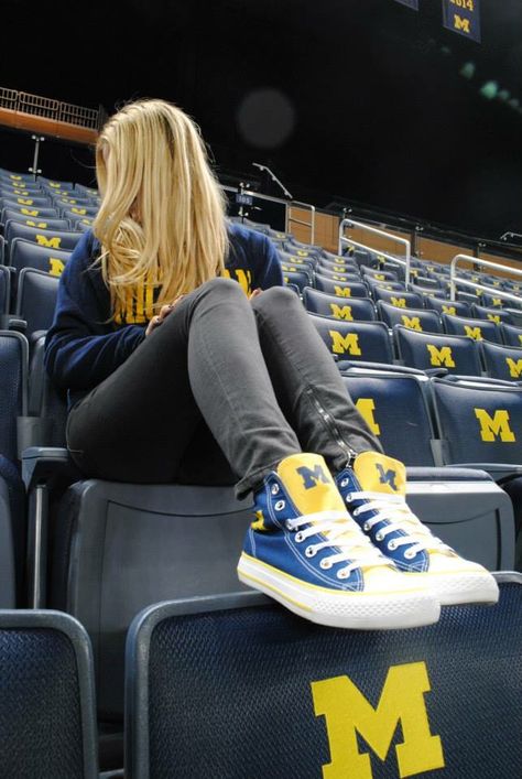 University Of Michigan Outfit, Michigan College Aesthetic, Michigan Outfit, University Of Michigan Acceptance, Umich Aesthetic, University Of Michigan Aesthetic, Central Michigan University Aesthetic, Michigan University Hockey, Michigan Tech University