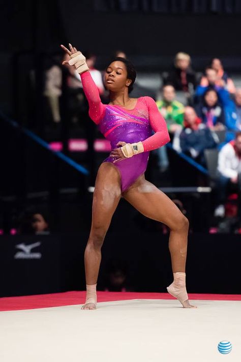 Worlds Podium Training Famous Gymnasts, Gabrielle Douglas, Gymnastics History, Gymnastics Flexibility, Gabby Douglas, Gymnastics Team, Usa Gymnastics, Olympic Gymnastics, Female Gymnast