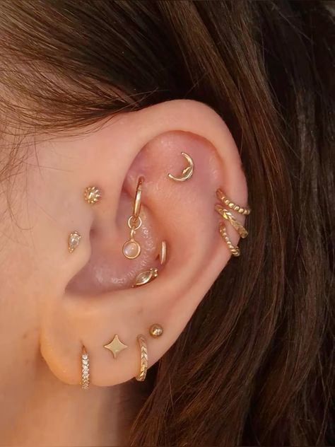 Unique Ear Piercing Placement, Piercing Curation Ideas, Ear Piercings Layout, Pretty Ear Piercings Unique, Ear Mapping Piercing, Ear Ideas, Unique Ear Piercings, Ear Peircings, Before And After Pics