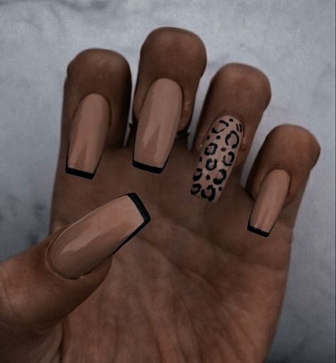 Leopard Print Black Nails, Brown Nails Leopard, Tan Nails Black Tip, Easy Leopard Nails, Fall Animal Print Nails, Gel X Nails Fall, Autumn Acrylic Nails Coffin, Fall Nails Leopard, Black And Tan Nails