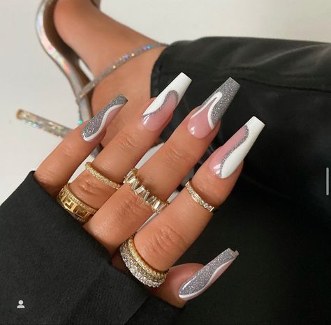 Nye Nails, April Nails, Her Nails, New Year's Nails, Holographic Nails, Coffin Nails Designs, Pretty Acrylic Nails, Fancy Nails, Dope Nails