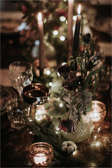 A winter hygge wedding - Wedding photographer and videographer Tuscany Winter Wedding Mood Board, Winter Hygge Decor, Hygge Winter Decor, Evening Wedding Ceremony, Hygge Wedding, Intimate Winter Wedding, Winter Hygge, Cozy Wedding, Forest Theme Wedding