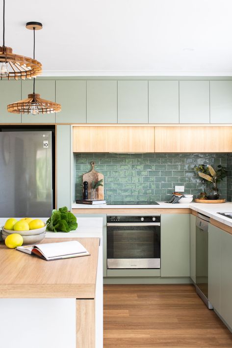 Subway Tile Layout, Trendy Backsplash, Glossy Kitchen, Green Backsplash, Sage Green Kitchen, Tile Layout, Green Kitchen Cabinets, Classic Tile, Flat Panel Cabinets