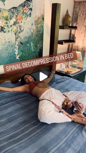 Yogini and Lifestyle Influencer on Instagram: "Here I'm demonstrating a simple technique you can do in your bed that can take pressure off your lower back, alleviate sciatic symptoms, and help you to feel better. This at-home traction technique can be performed just before you sleep and can help you to feel better fast!

For Personalised Yoga Sessions, Yoga Therapy and Counselling as well as Workshops and Retreats, visit Link In Bio 🧘‍♂️🧘‍♀️

#YogaWithSunaina #BackPainRelief #DecompressYourSpine #YogaInBed" Evening Stretches Before Bed, Afternoon Stretches, Abs In Bed, Morning Stretches Routine, Tai Chi Exercise, Spinal Decompression, Yoga Anatomy, Lifestyle Influencer, Yoga Therapy