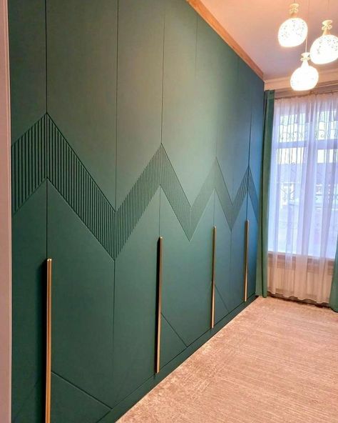 Modern Bedroom Cupboards, Wardrobe Colour Combination, Modern Bedroom Wardrobe Ideas, Modern Bedroom Wardrobe, Wardrobe Laminate Design, Bedroom Wardrobe Ideas, Morden House, Laminate Design, Sliding Door Wardrobe Designs