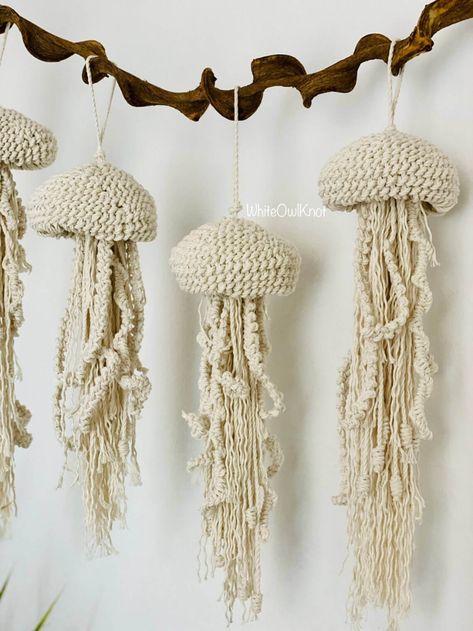 Macrame Jellyfish, Step By Step Macrame, Owl Tutorial, Pattern Step By Step, Macrame Plant Hanger Patterns, Macrame Owl, Macrame Knots Pattern, Macrame Wall Hanging Patterns, Macrame Patterns Tutorials