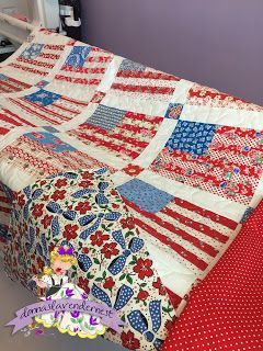 American Flag Quilt, Texas Weather, Flag Quilt, Blue Quilt, Patriotic Quilts, Quilt Of Valor, Patriotic Crafts, Holiday Quilts, Quilting For Beginners