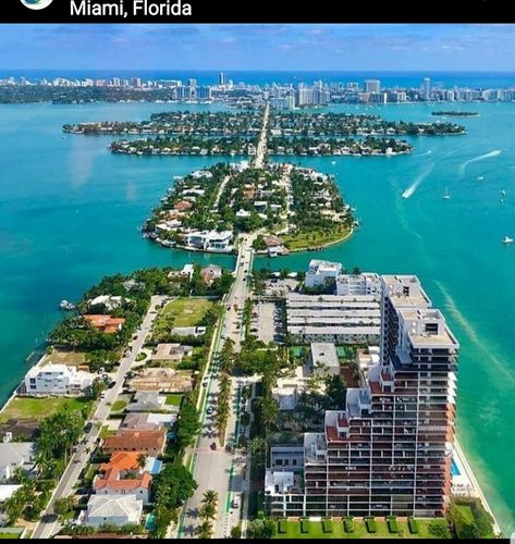 City Skylines Game, South Beach Florida, Miami City, City Layout, Living Modern, Cityscape Art, Futuristic City, Aerial Photo, Urban Planning