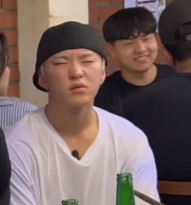 Hoshi Funny Face, Hoshi Funny, Svt Memes Funny, Svt Funny, Crying Face, Seventeen Memes, Seventeen Going Seventeen, Going Seventeen, Hoshi Seventeen