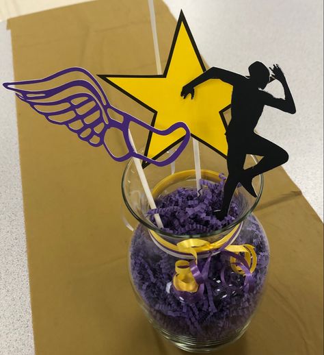 Cross Country Banquet Decorations, Track Graduation Party Ideas, Cross Country Banquet Ideas, Sports Centerpieces, Banquet Centerpieces, Sports Banquet, Banquet Decorations, Auction Fundraiser, Graduation Diy