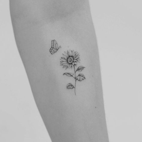 Small Butterfly On Flower Tattoo, Tiny Flower And Butterfly Tattoo, Butterflies And Sunflowers Tattoo, Sun Flower And Butterfly Tattoos, Butterfly On Sunflower Tattoo, Sunflower Tattoo Best Friends, Sunflower With Dragonfly Tattoo, Butterfly On A Flower Tattoo, Tattoo Flower And Butterfly