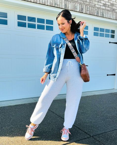 Sunday vibes with these ✨Sunday Sweatpants✨I can not get over how incredibly soft they are! OBSESSED 🙌🏼 I’m 5’3 and 128lbs for reference. Wearing a small in pants, top and oversized denim jacket-All TTS // shoes run TTS as well. ‼️You will not receive my messages with links if you are not following me or you have your messages restricted in privacy settings‼️ Ways to shop: ✨Simply like this post then comment “LINK” for direct links sent to your inbox ✨Use link in my bio to my Amazon store... Denim Jacket With Sweatpants, Outfit Sweatpants, My Messages, Amazon Influencer, Sunday Vibes, Denim Jacket Outfit, Privacy Settings, Blue Jean Jacket, Oversized Denim Jacket