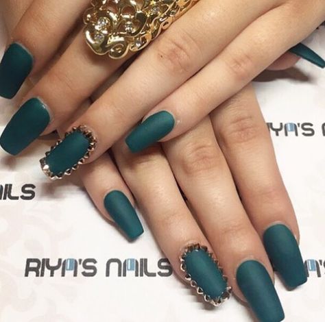 Dark teal matte & rhinestones Dark Turquoise Nails, Teal Nail Art, Teal Acrylic Nails, Nails Teal, Teal Nail Designs, Gold Gel Nails, Matte Acrylic Nails, Gold Acrylic Nails, Aqua Nails