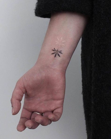 Stick and Poke Tattoo Inspiration, Vol. 2 White Hand Tattoos For Women, White Lotus Tattoo, Vegan Tattoo, Shape Tattoo, Handpoke Tattoo, Stick N Poke Tattoo, Disney Tattoo, Poke Tattoo, Hand Poke