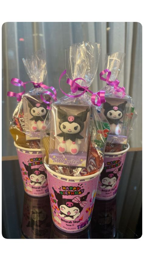 DIY Kuromi Party Favors Diy Kuromi, Candy Birthday Cakes, Nail Designs Valentines, Hello Kitty Party, Cat Party, 13th Birthday, 9th Birthday, Girl Party