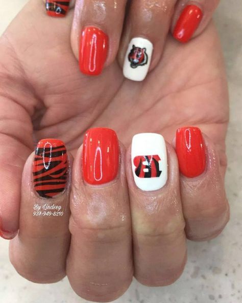 Cincinnati Bengals Nails Designs, Bengals Nails Football, Cincinnati Bengals Nails, Bengal Nails, Bengals Nails Designs, Bengals Nails, Football Nail Designs, Football Nails, Disney Nails