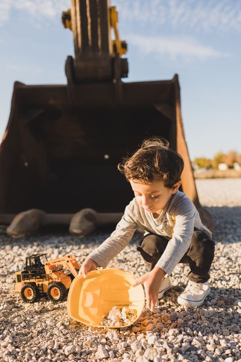 Construction Theme Pictures, Excavator Photo Shoot, Construction Theme Birthday Pictures, Construction Birthday Pictures, Construction Theme Photo Shoot, Construction Birthday Photo Shoot, Boy 2nd Birthday Photoshoot, Construction Photo Shoot, Construction Photoshoot