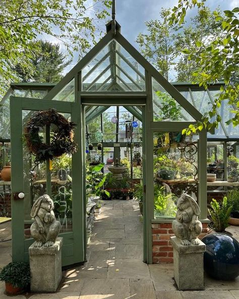 Houseplant Greenhouse, English Greenhouse, Tarah Dewitt, Vintage Greenhouse, Cottage Greenhouse, Green House Garden, Edwardian Homes, Garden Green House, Greenhouse Inspiration