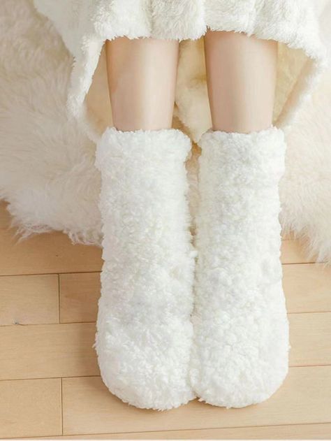 Fluffy White Socks, Fluffy Socks Aesthetic, Sheep Costumes, Socks Aesthetic, Fluffy Shoes, Sock Outfits, Fluffy Socks, Comfy Socks, Fur Accessories