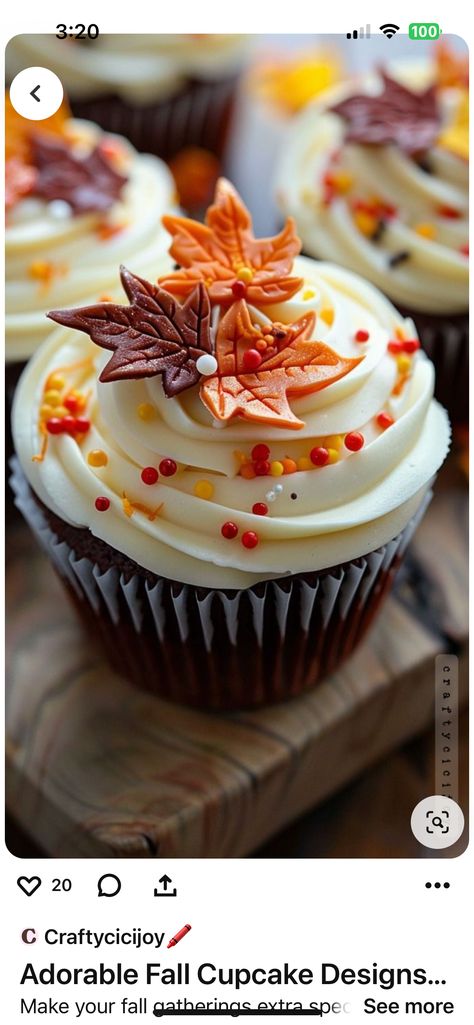 Aesthetic Fall Cupcakes, Cupcakes Decorated Like Pumpkins, Pretty Fall Cupcakes, Pumpkin Cupcake Decoration, Fall Wedding Cupcakes Ideas Rustic, Cupcakes Decoration Fall, Autumn Wedding Cupcakes, Autumn Birthday Ideas, Thanksgiving Decorated Cupcakes