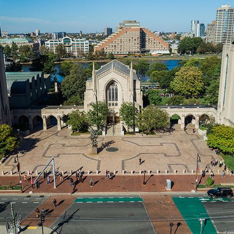 Visiting Boston University's Campus | Admissions Boston University Campus, College Visits, College Visit, College Search, Visiting Boston, Freedom Trail, Boston Things To Do, Decisions Decisions, 2020 Vision