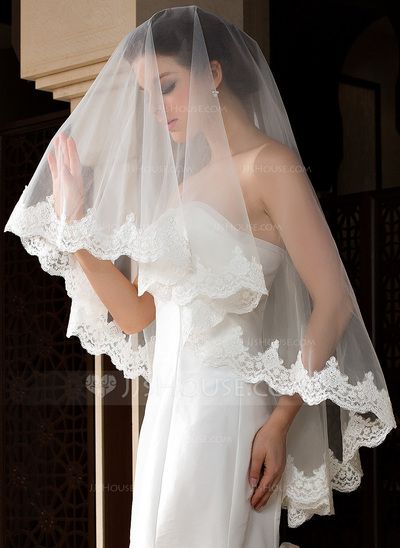 One-tier Waltz Bridal Veils With Lace Applique Edge (006036772) Cheap Wedding Veil, Bridal Veils And Headpieces, Ivory Bridal Veil, Chapel Length Veil, Veil Styles, Wedding Dress Cake, Bridesmaid Inspiration, Wedding Bridal Veils, Bridal Hat