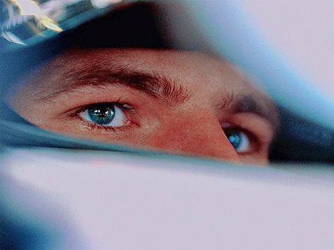 Max Verstappen Eyes, Formula 1 Car Racing, Flying Dutchman, Ocean Eyes, Racing Drivers, Formula 1 Car, Red Bull Racing, You Are The World, World Champion