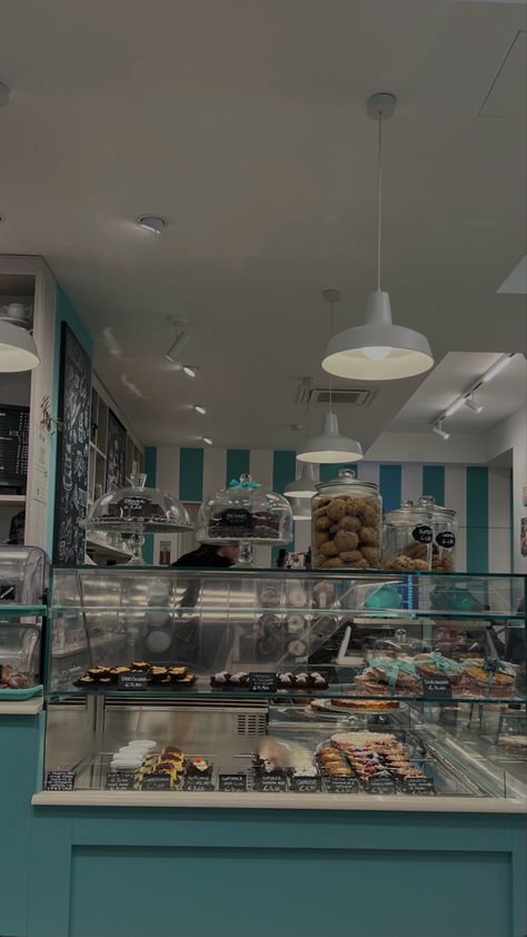 Aesthetic cafe Light Blue Cafe Aesthetic, Blue Bakery Aesthetic, Blue Cafe Interior, Blue Cafe Aesthetic, Girly Coffee Shop, Blue Bakery, Cowgirl Coffee, Blue Sweets, Coffee Shop Lighting