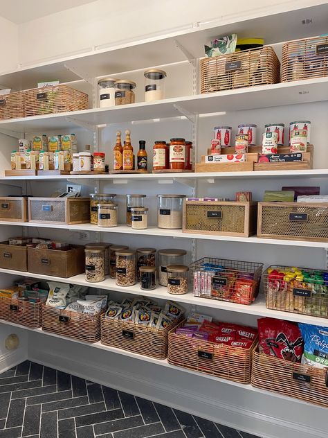 Pantry Storage Organization, Above Kitchen Cabinets Ideas, Decorating Above Kitchen Cabinets Ideas, Kitchen Storage Organization Diy, Pantry Shelving Ideas, Beautiful Pantry, Open Pantry, Diy Pantry Organization, Decorating Above Kitchen Cabinets