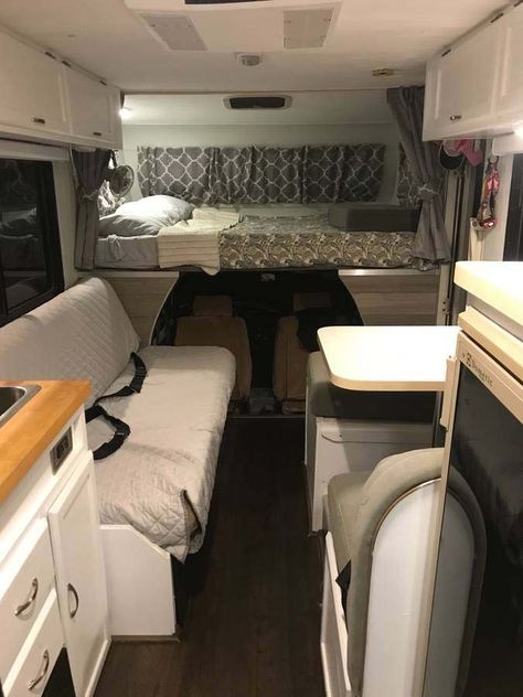 1991 Toyota Winnebago Itasca Motorhome For Sale in Cincinnati, OH Minnie Winnie Winnebago Remodel, Toyota Dolphin Remodel, Class C Motorhome Remodel, Winnebago Motorhome, Toyota Motorhome, Toyota Dolphin, Motorhome Interior, Rv Interior Remodel, Class C Rv