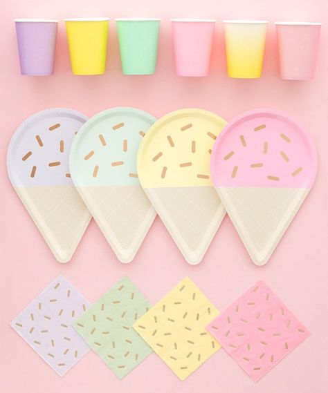 Ice Cream Plating, Ice Cream Birthday Party Theme, Pastel Ice Cream, Cream Plates, Ice Cream Party Theme, Gelato Ice Cream, Ice Cream Sprinkles, Colorful Ice Cream, Ice Cream Birthday Party