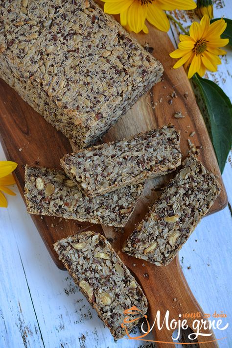 Zdravi hleb sa semenkama - Moje grne Heart Healthy Oatmeal, Gluten Free High Protein, Bosnian Recipes, Zdrava Hrana, Bread Substitute, Low Carb Cake, Healthy Seeds, Cake Baking Recipes, Healthy Oatmeal