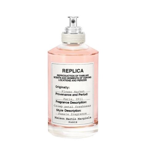 Perfume Suggestions, Girly Wishlist, Luxury Wishlist, Replica Perfume, Youtuber Dr, Rose Petal Bath, Feminine Perfume, Cedar And Moss, Maison Margiela Replica