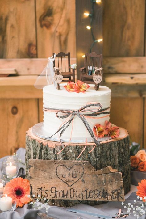 Adorable Rustic Wedding Cake! This barn wedding NEEDED this cake!! Complete with rocking chair toppers and a wooden base, this cake is amazing!  #weddingcakes #weddinginspiration #weddingideas #rusticwedding #barnwedding #rusticweddingcake #cake #wedding #weddingphotography Barn Wedding Cakes, Wedding Table Toppers, Giant Jenga, Country Wedding Cakes, Country Style Wedding, Romantic Wedding Cake, Wedding Cake Table, Themed Wedding Cakes, Wedding Cake Rustic