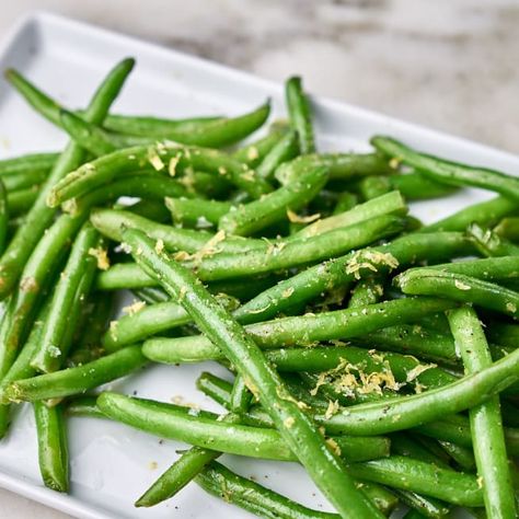 Anova Precision® Oven Recipes | Simple Green Beans Simple Green Beans, Cook Green Beans, Steam Oven Recipes, Easy Green Beans, Combi Oven, Lemon Green Beans, Cooking Green Beans, Sous Vide Recipes, How To Cook Beans