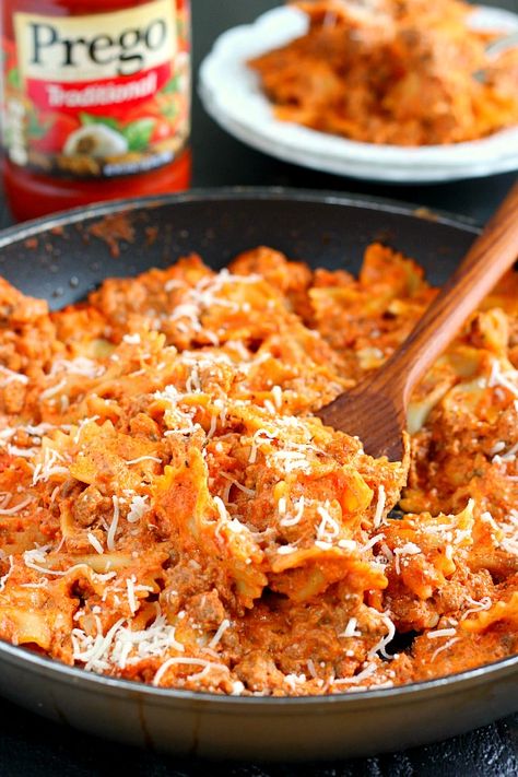 Bowtie Lasagna, Skillet Lasagna Recipe, Pastas Recipes, Healthy Recipe Videos, Healthy Pastas, Dinner Recipes Crockpot, Healthy Crockpot, Lasagna Recipe, Easy Dishes