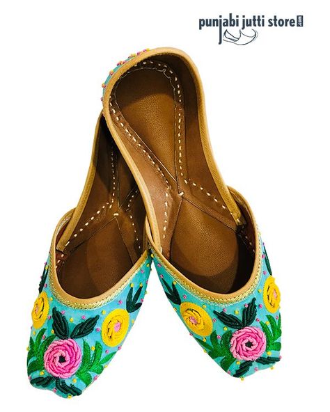 "FLORET" Lovely genuine jutti with colourful and ferns done in a beautiful threads embroidery. It is just your summer look!! Punjabi Jutti Illustration, Footwear Illustration, Shoe Sketch, Indian Shoes, Shoe Sketches, Punjabi Jutti, Handmade Sandals, Summer Look, Gold Jewelry Fashion