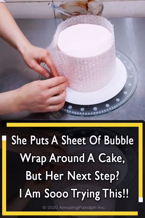 This is without a doubt one of the most original uses of the bubble wrap I have ever seen... #BubbleWrap #Cake #handmade #creative #idea #Bubble #stepbystep #tips Tårta Design, Cake Decorating Icing, Cake Wraps, Cake Decorating For Beginners, Cake Decorating Frosting, Decorating Videos, Easy Cake Decorating, Cake Decorating Videos, Chocolate Decorations