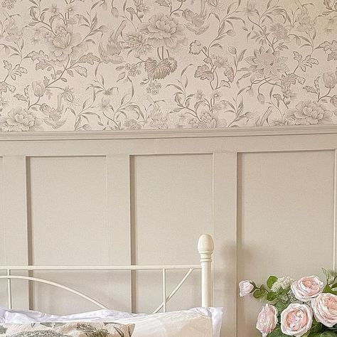 Panelling And Wallpaper Bedroom, Wallpaper And Panelling Bedroom, Wallpapered Bedrooms, Serenity Wallpaper, Have A Wonderful Evening, Bedding White, Wall Panelling, Green Throw, Play A Game