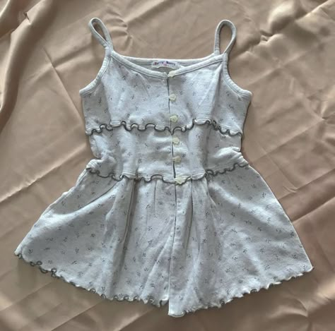 Coquette Romper, Home Look Outfit, Lounge Wear Ideas, Groovy Clothes, European Fashion Summer, One Piece Shirt, Packing Clothes, Cute Sleepwear, Urban Outfitters Clothes