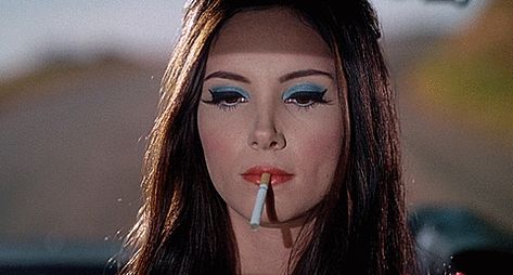 The Love Witch Movie, The Love Witch, Samantha Robinson, 60s Makeup, Skull Makeup, Vintage Makeup, Season Of The Witch, Blue Eyeshadow, Diana Ross