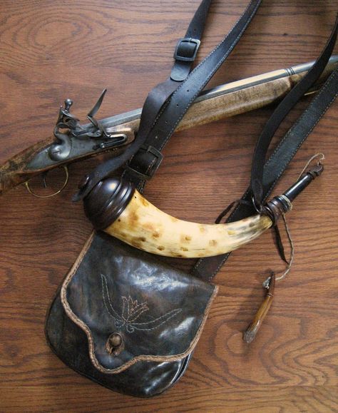 Hunting Bags 'n Powder Horns - Traditional Muzzleloading Forum - Muzzleloader Flintlock Black Powder Possibles Bag, Mountain Man Rendezvous, Shooting Bags, 50 Cal, Powder Horn, Mountain Men, Fur Trade, Hunting Bags, Mountain Man