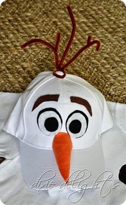 Scary Family Costumes, Frozen Costume Diy, Christmas Character Costumes, Frozen Halloween Costumes, Adult Costumes Diy, Olaf Halloween Costume, Frozen Costumes, Frozen Halloween, Olaf Costume