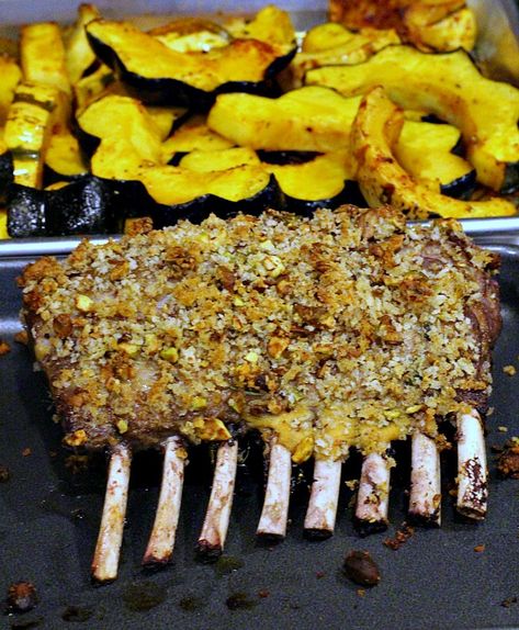 Rack Of Lamb Marinade, Lamb Chops Oven, Lamb Recipes Oven, Lamb Rack Recipe, Roasted Rack Of Lamb, Roasted Lamb Chops, Lamb Marinade, Lamb Rack, Roast Rack Of Lamb