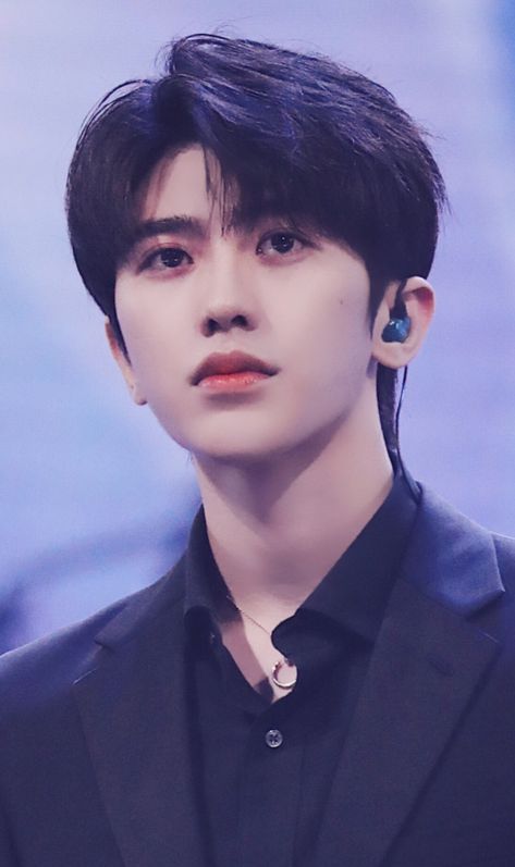 a♡kun on Twitter: "— cai xukun… " Picture Editing Apps, Chinese Historical Drama, Male Artist, Ulzzang Boy, Historical Drama, Chinese Boy, Cute Actors, Korean Hairstyle, Editing Pictures