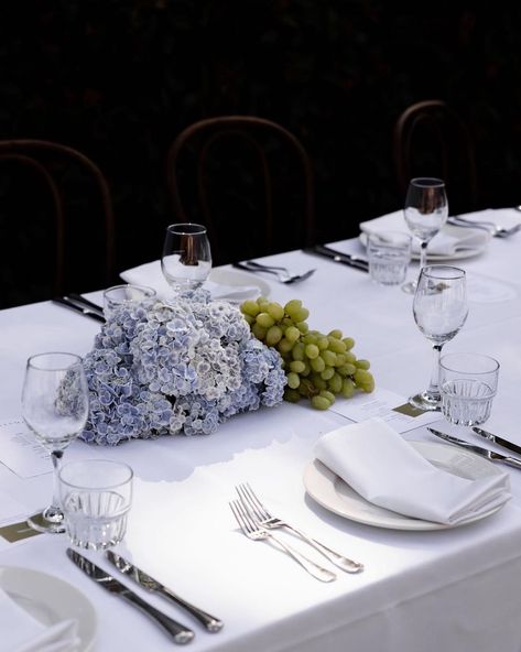 Blue Hydrangea Centerpieces, Megan Kelly, Modern Tablescape, Hydrangea Centerpiece, Hydrangea Arrangements, Blue Hydrangeas, Hydrangeas Wedding, Wedding Mood Board, Wedding Tablescapes