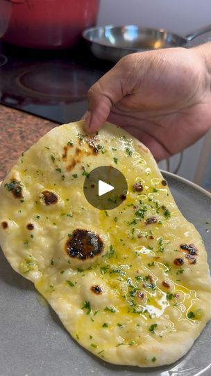 152K views · 881 reactions | How to make Garlic Naan 😍 | How to make Garlic Naan 😍

Try this for your next curry or if you simply need emotional support 🙏🏾❤️

**Do not recommend this all the time but it is nice... | By Shae Lui's Cooking AdventuresFacebook Garlic Naan Recipe, Savoury Bread, Counter Kitchen, Garlic Naan, Naan Recipe, Savory Bread, Naan Bread, Curries, Naan